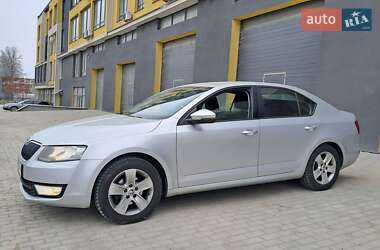 Лифтбек Skoda Octavia 2015 в Каменец-Подольском