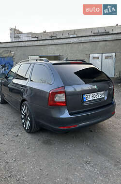 Універсал Skoda Octavia 2012 в Подільську