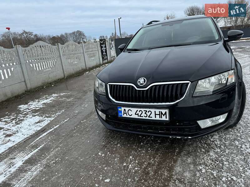 Універсал Skoda Octavia 2015 в Луцьку