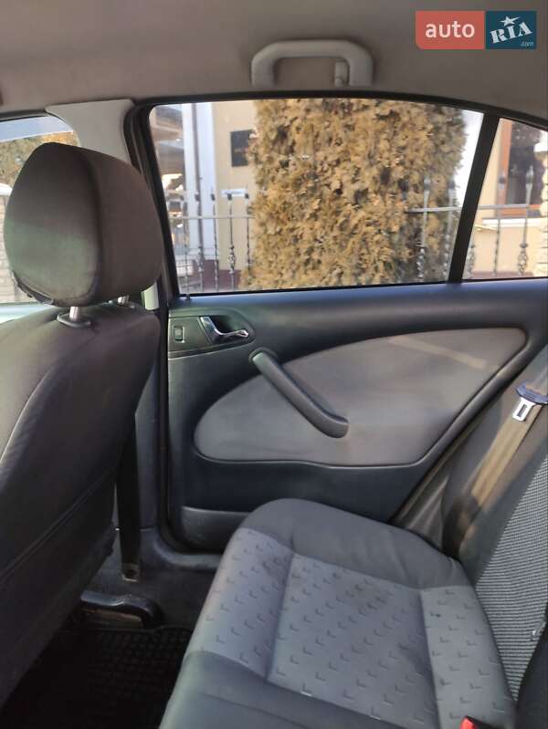 Лифтбек Skoda Octavia 2005 в Черновцах