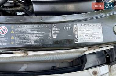 Лифтбек Skoda Octavia 2011 в 