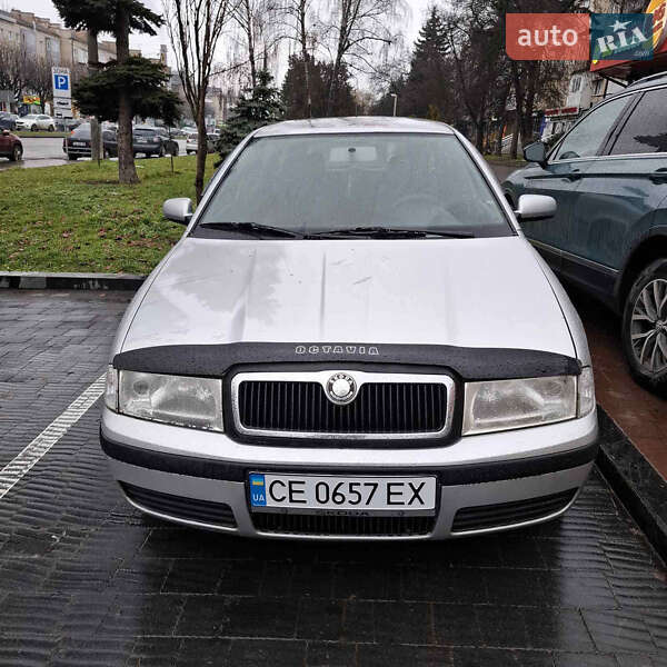 Універсал Skoda Octavia 2003 в Чернівцях