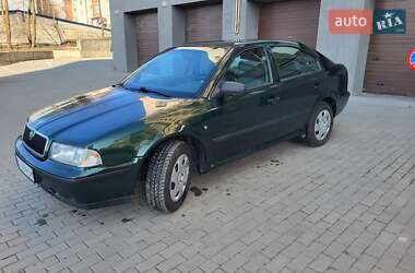 Лифтбек Skoda Octavia 2000 в Тернополе