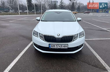 Універсал Skoda Octavia 2017 в Житомирі