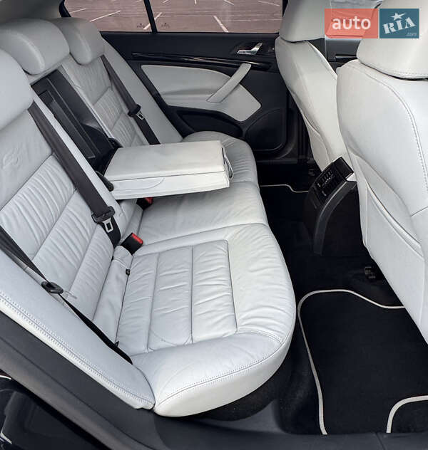 Лифтбек Skoda Octavia 2010 в Киеве