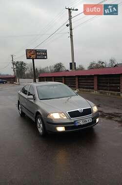 Лифтбек Skoda Octavia 2007 в Жовкве