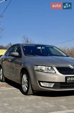 Лифтбек Skoda Octavia 2013 в Ужгороде