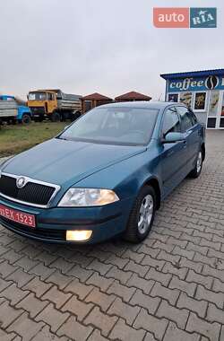 Лифтбек Skoda Octavia 2007 в Гадяче