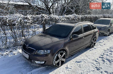 Універсал Skoda Octavia 2014 в Дніпрі