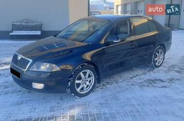 Лифтбек Skoda Octavia 2006 в Киеве