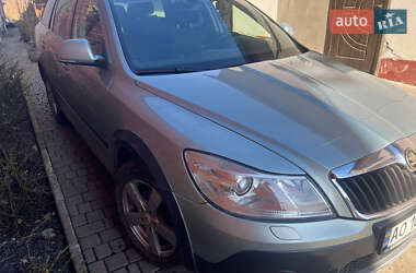 Универсал Skoda Octavia 2010 в 