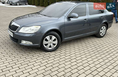 Ліфтбек Skoda Octavia 2009 в Львові