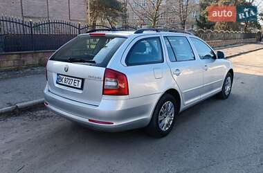 Универсал Skoda Octavia 2011 в Сарнах