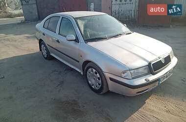 Лифтбек Skoda Octavia 2000 в Киеве