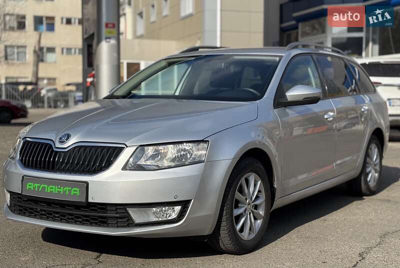 Універсал Skoda Octavia 2013 в Одесі