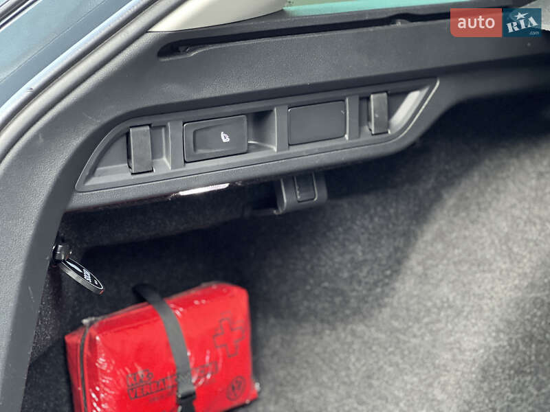 Универсал Skoda Octavia 2020 в Киеве