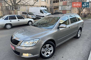 Универсал Skoda Octavia 2009 в Одессе