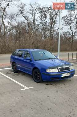 Универсал Skoda Octavia 2001 в Тараще