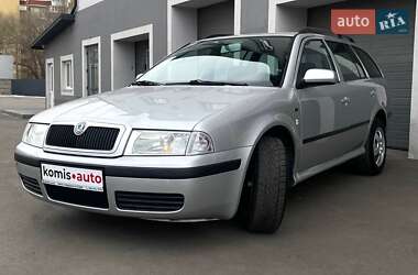 Универсал Skoda Octavia 2002 в Виннице