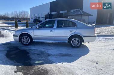 Лифтбек Skoda Octavia 2008 в Луцке