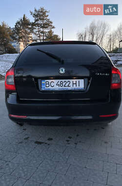 Универсал Skoda Octavia 2011 в 