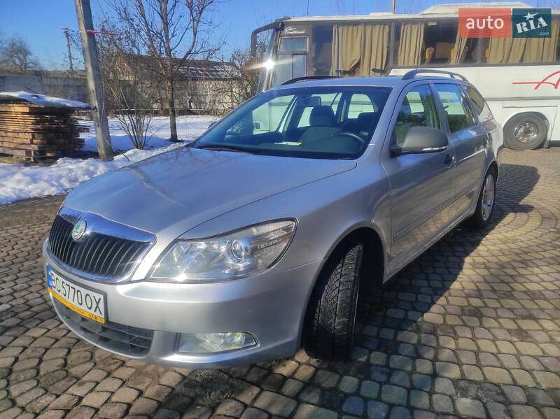 Універсал Skoda Octavia 2009 в Львові