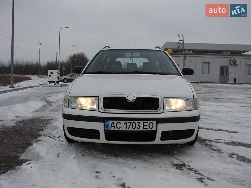 Универсал Skoda Octavia 2008 в Луцке