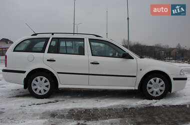 Универсал Skoda Octavia 2008 в Луцке