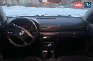 Лифтбек Skoda Octavia 2001 в Киеве