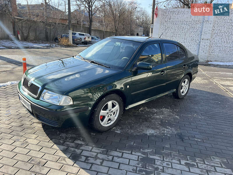 Лифтбек Skoda Octavia 2002 в Виннице