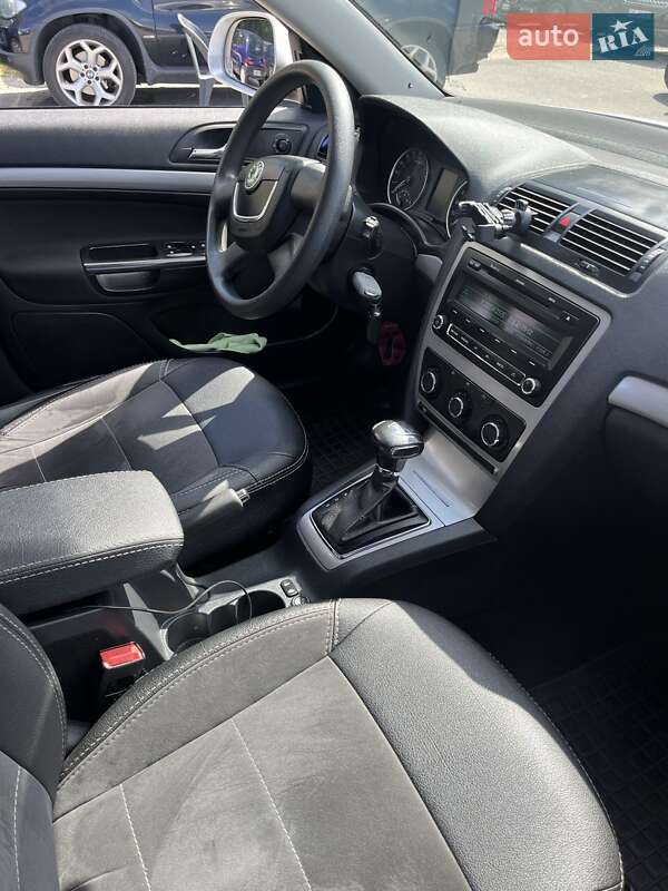 Универсал Skoda Octavia 2012 в Днепре