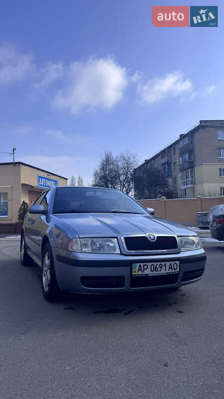 Лифтбек Skoda Octavia 2005 в Днепре