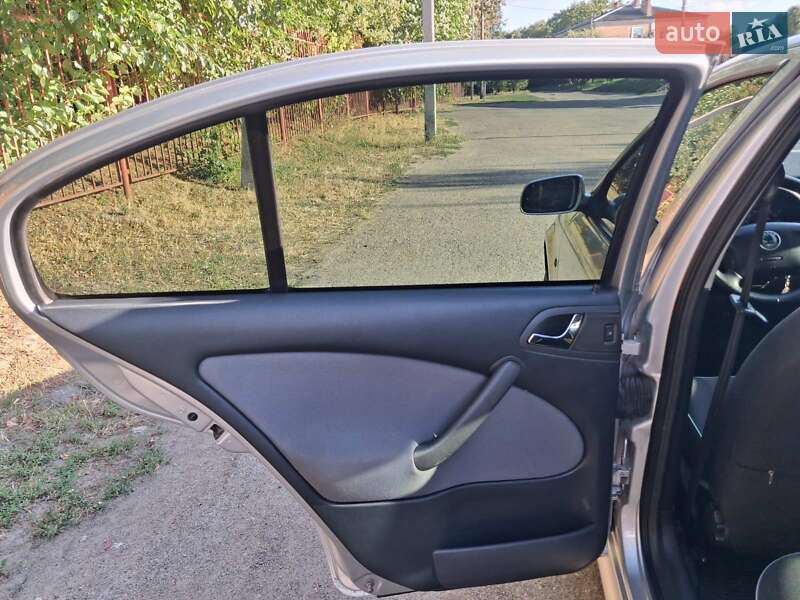Лифтбек Skoda Octavia 2008 в Смеле