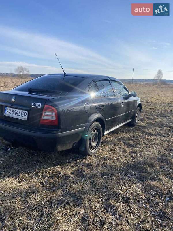 Лифтбек Skoda Octavia 2006 в Буске