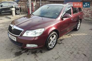 Универсал Skoda Octavia 2009 в Львове