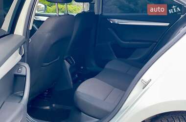 Лифтбек Skoda Octavia 2013 в 