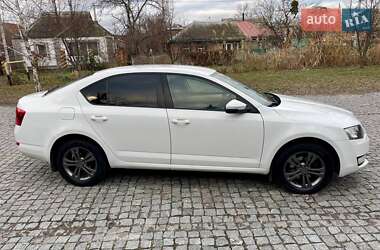 Лифтбек Skoda Octavia 2013 в 