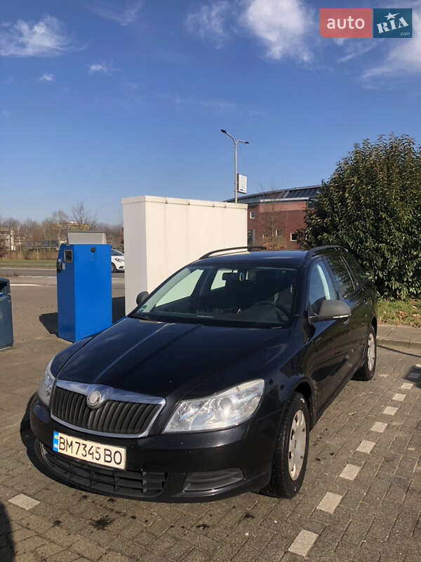 Универсал Skoda Octavia 2009 в Ахтырке