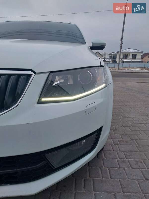 Универсал Skoda Octavia 2015 в Киеве