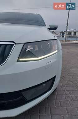 Универсал Skoda Octavia 2015 в 