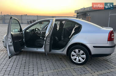 Лифтбек Skoda Octavia 2008 в Хмельницком