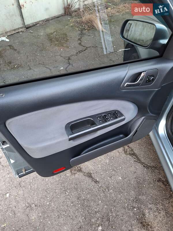 Ліфтбек Skoda Octavia 2006 в Львові фото 14 Ліфтбек Skoda Octavia 2006 в Львові