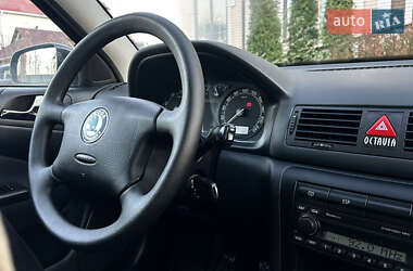 Универсал Skoda Octavia 2009 в 