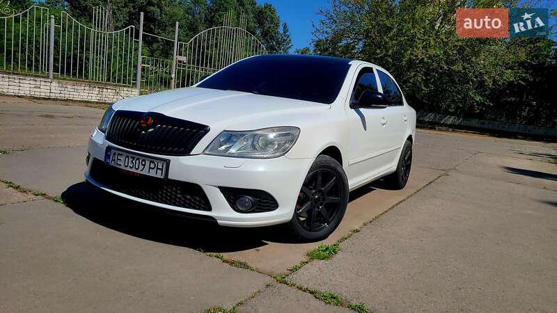 Лифтбек Skoda Octavia 2010 в Днепре