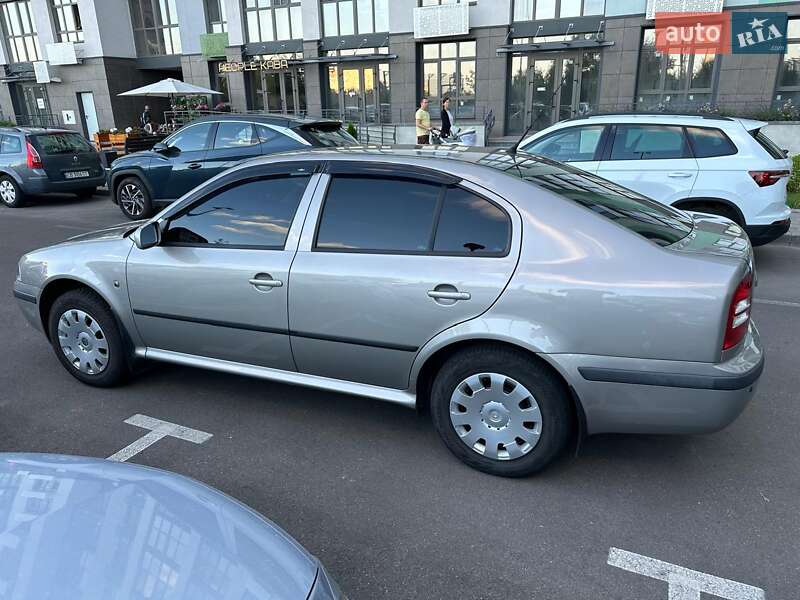 Ліфтбек Skoda Octavia 2009 в Києві