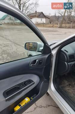 Универсал Skoda Octavia 2002 в 