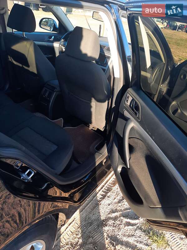 Универсал Skoda Octavia 2012 в Вараше