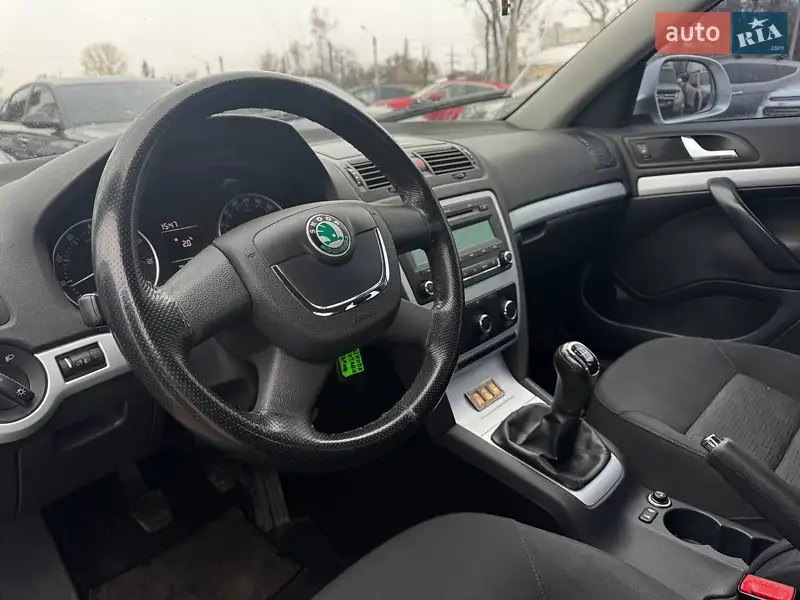 Лифтбек Skoda Octavia 2011 в 