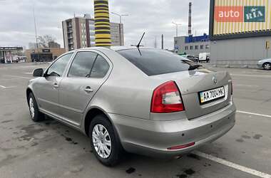 Лифтбек Skoda Octavia 2012 в 
