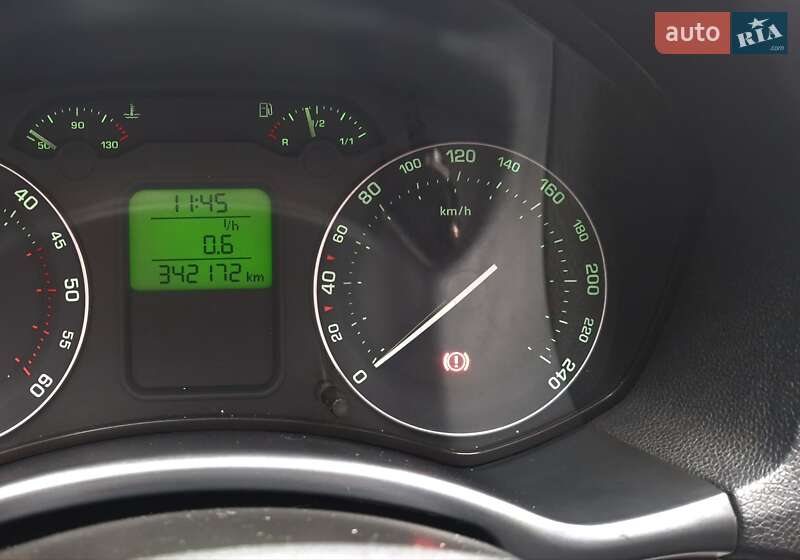 Універсал Skoda Octavia 2006 в Дніпрі